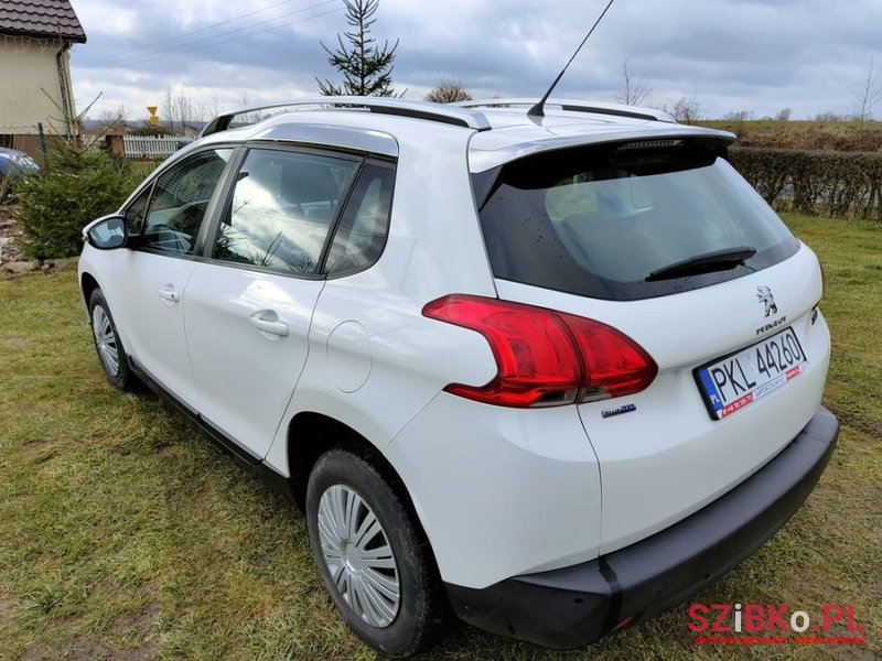 2015' Peugeot 2008 photo #2