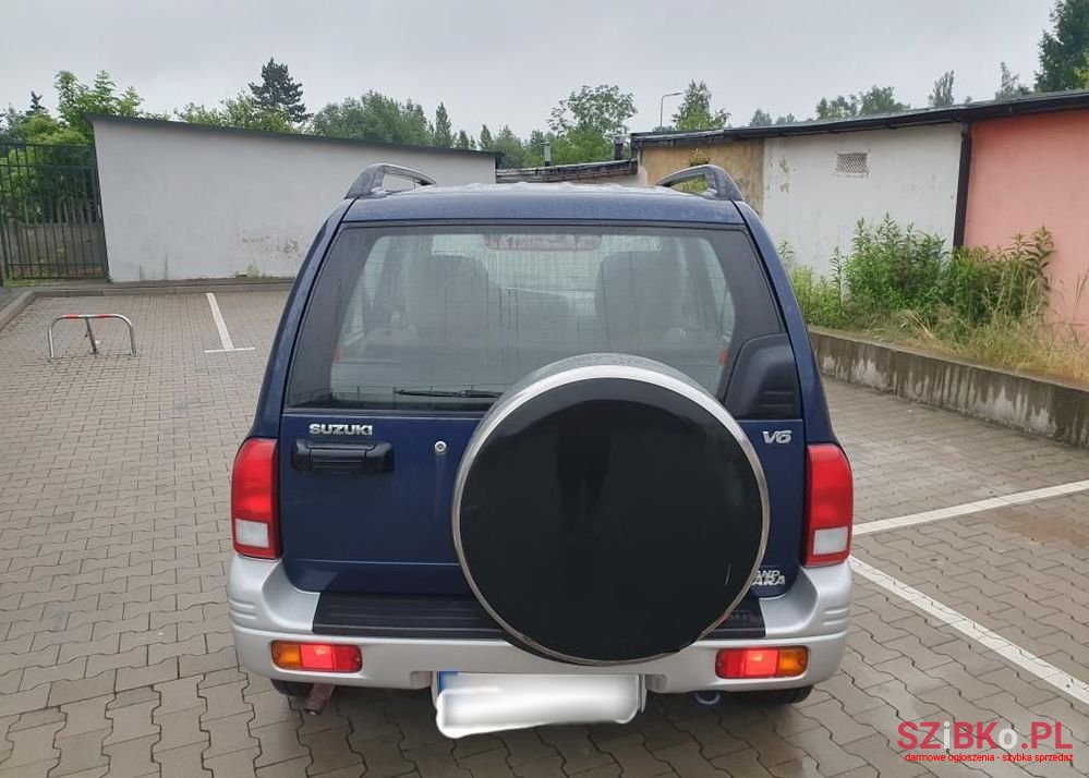 1998' Suzuki Grand Vitara 2.5 V6 photo #3