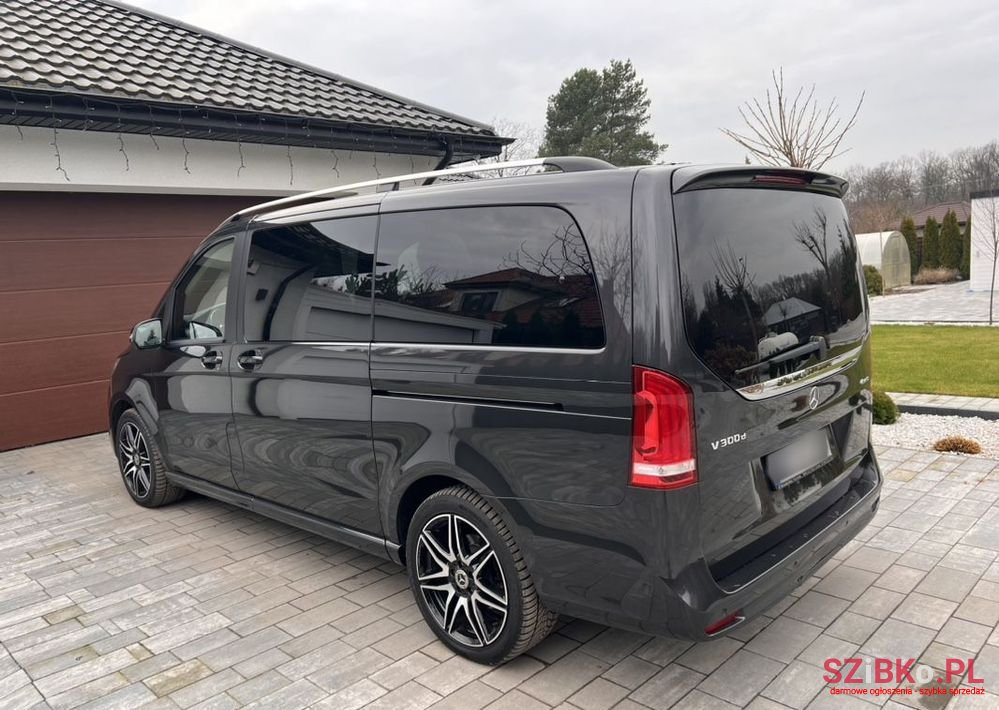 2021' Mercedes-Benz Klasa V photo #3