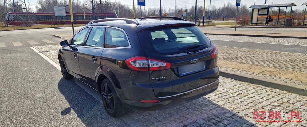 2010' Ford Mondeo 2.0 Tdci Titanium photo #5