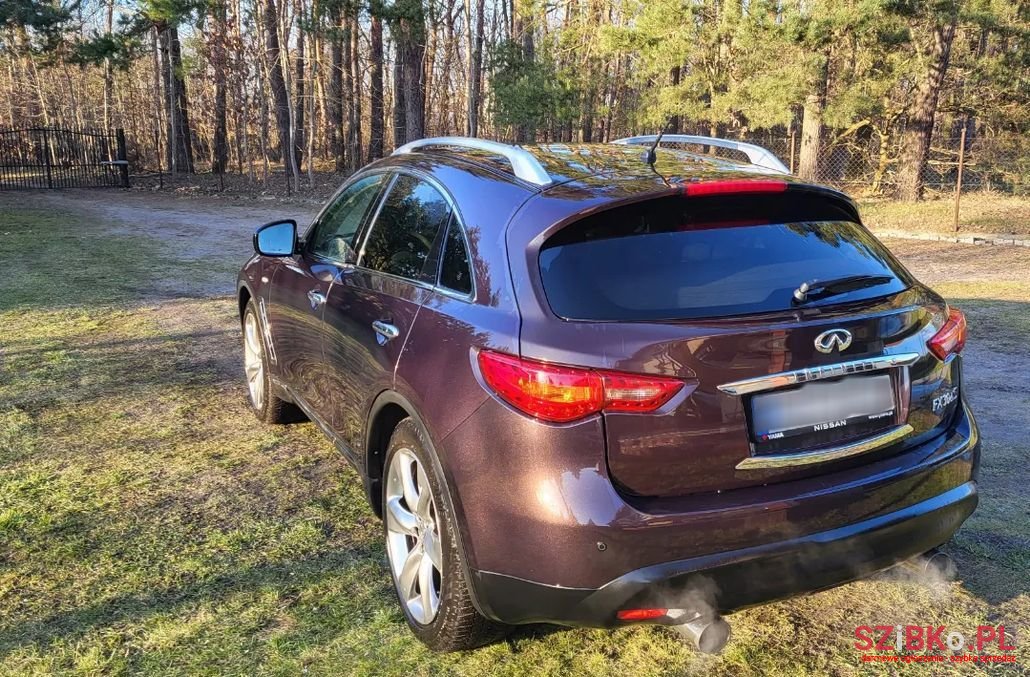 2010' Infiniti FX photo #2