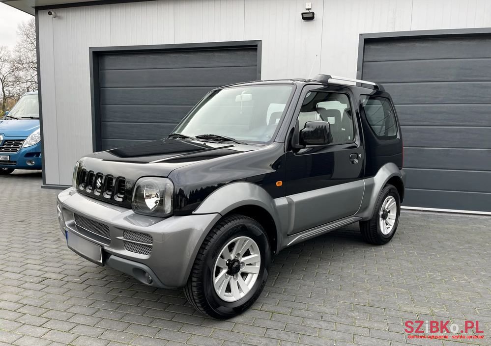 2009' Suzuki Jimny 1.3 Elegance photo #2