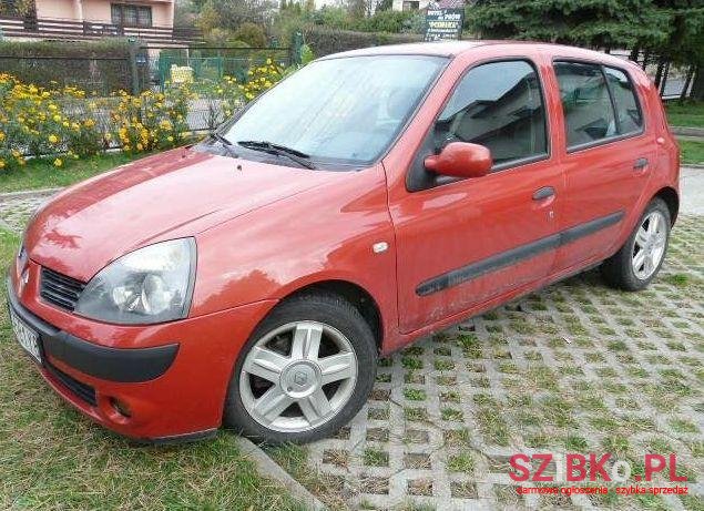 2004' Renault Clio photo #1