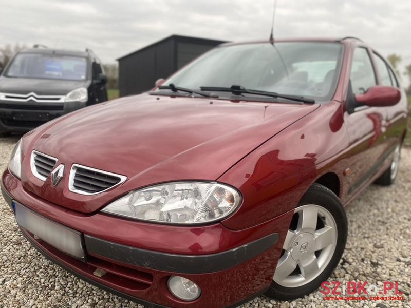 2002' Renault Megane photo #3