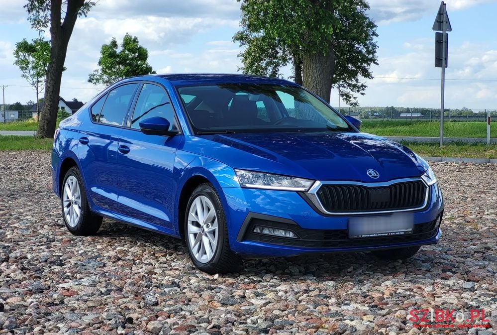 2022' Skoda Octavia 2.0 Tdi Ambition photo #3