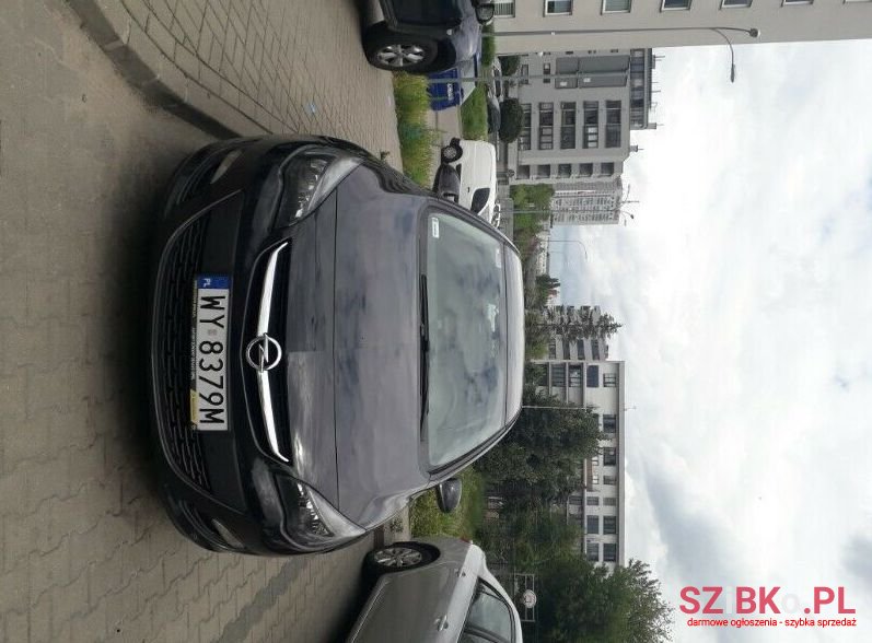2015' Opel Astra photo #1