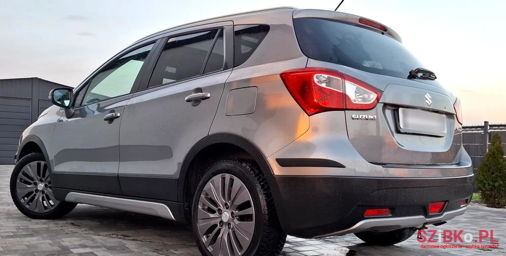 2013' Suzuki SX4 S-Cross photo #4