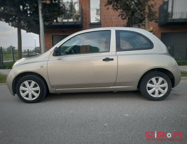 2004' Nissan Micra photo #2