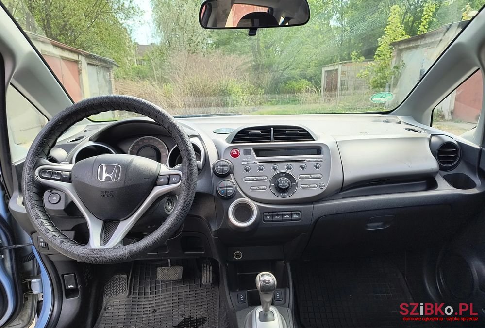2009' Honda Jazz photo #6