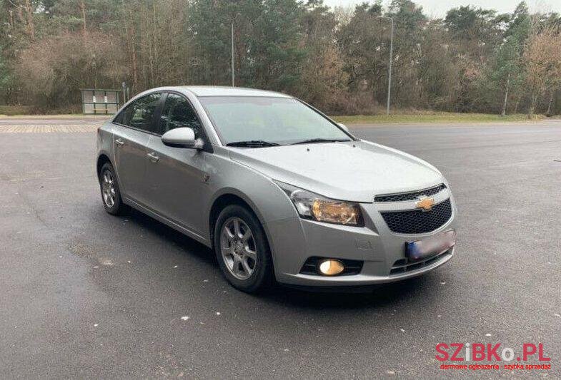 2012' Chevrolet Cruze photo #1