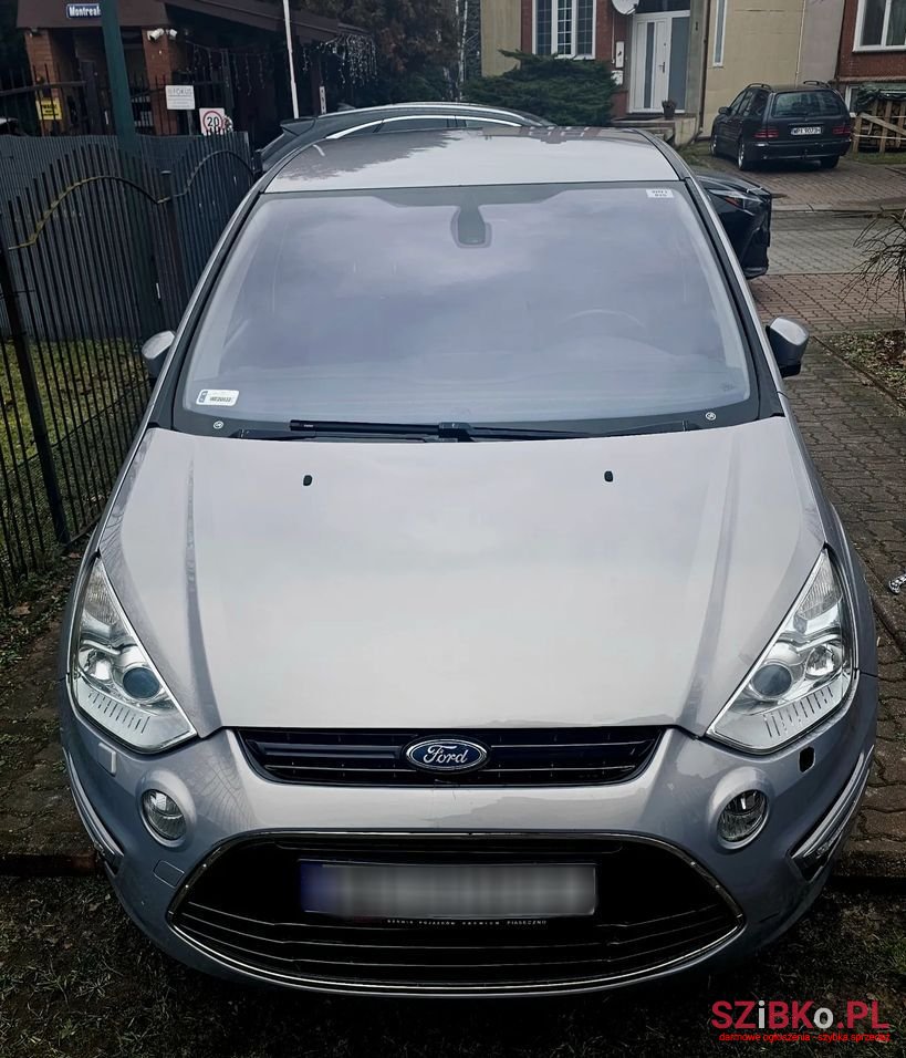 2011' Ford S-Max photo #2