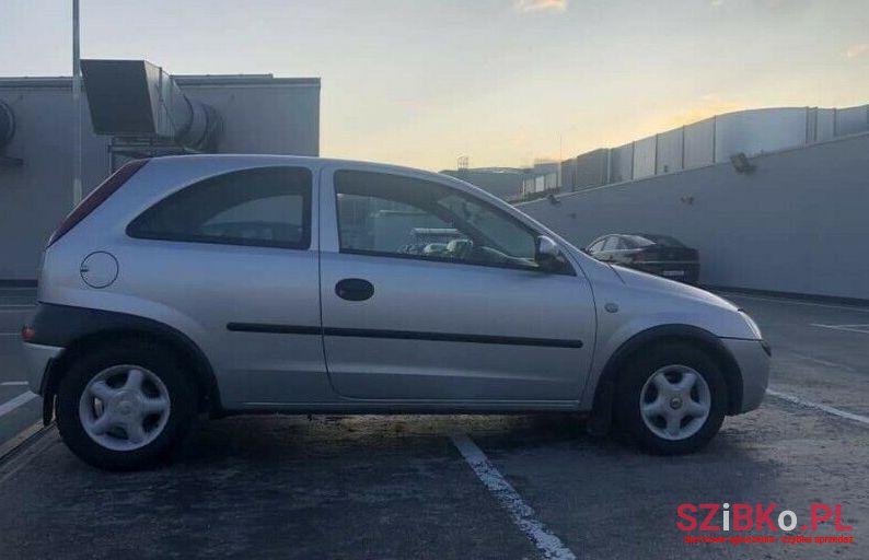 2001' Opel Corsa photo #1