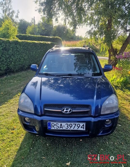 2005' Hyundai Tucson photo #2