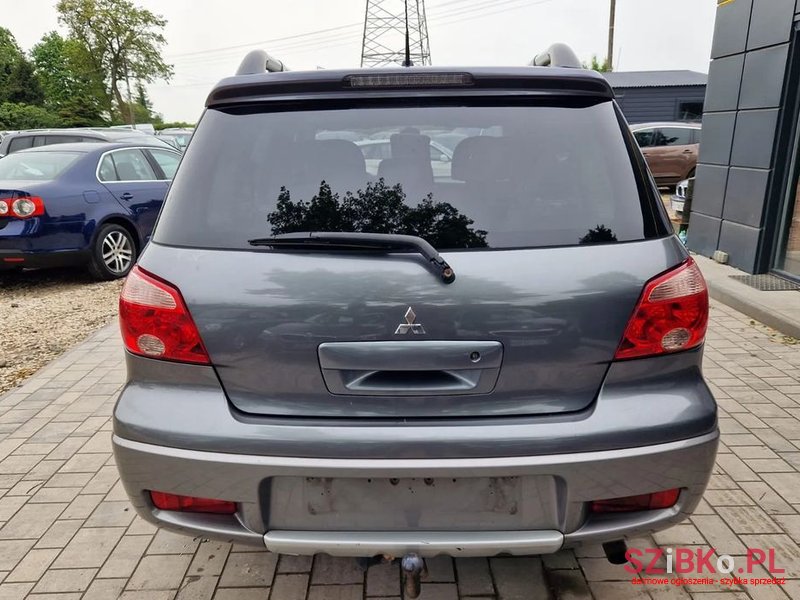 2007' Mitsubishi Outlander 2.0 Comfort photo #6