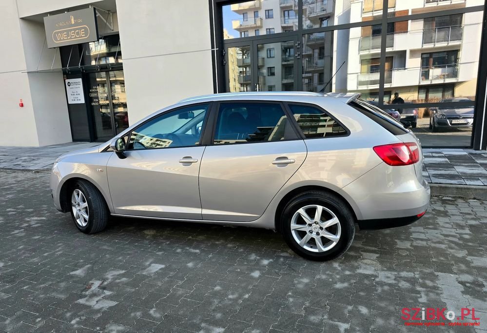 2011' SEAT Ibiza photo #2