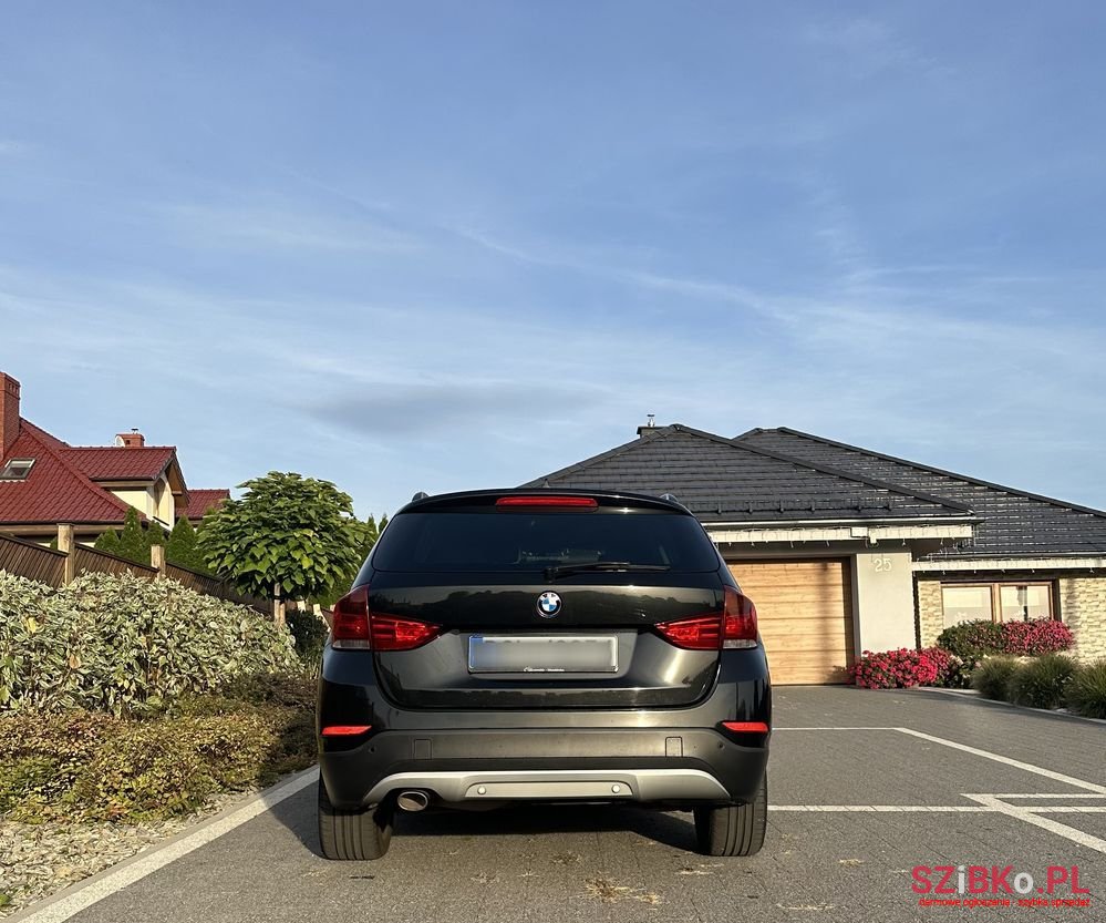 2013' BMW X1 Xdrive18D photo #3