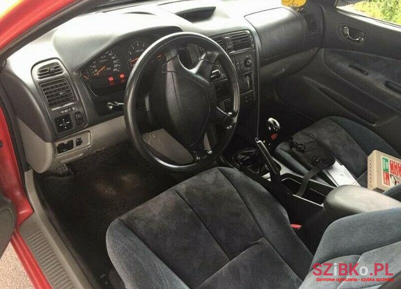 1998' Mitsubishi Galant photo #2