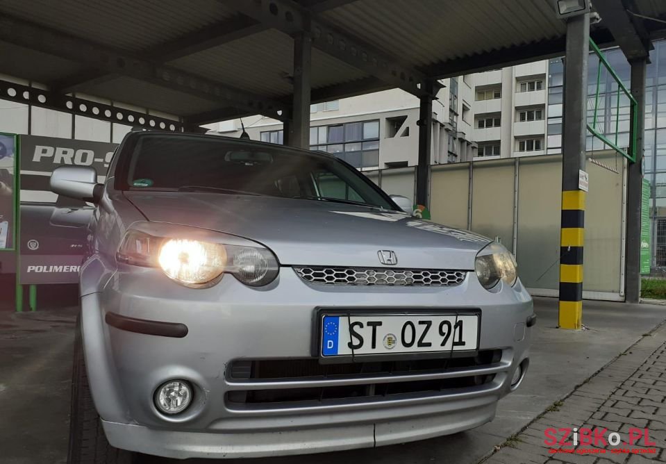 2003' Honda HR-V photo #1