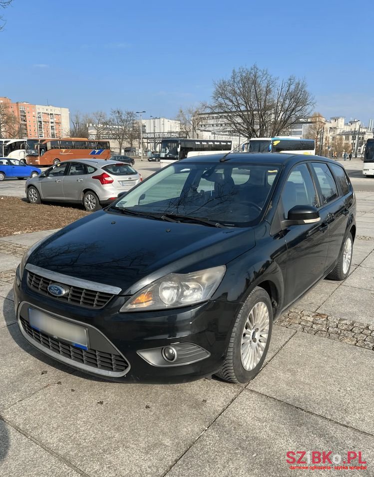 2009' Ford Focus photo #2