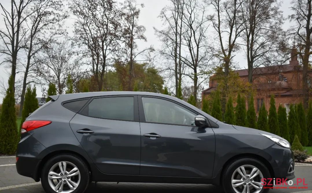 2010' Hyundai ix35 photo #2