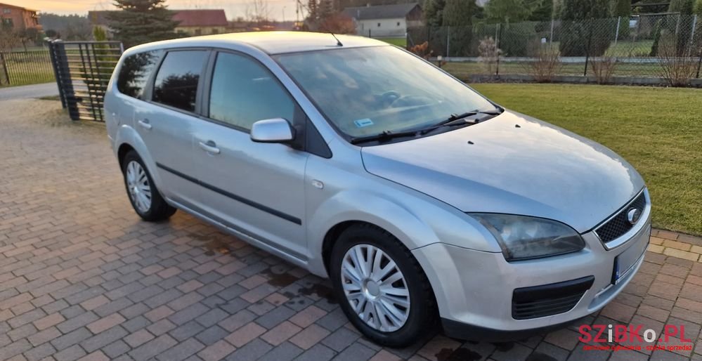 2004' Ford Focus 1.6 Tdci Trend photo #2