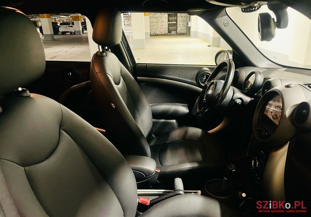 2011' MINI Countryman photo #6