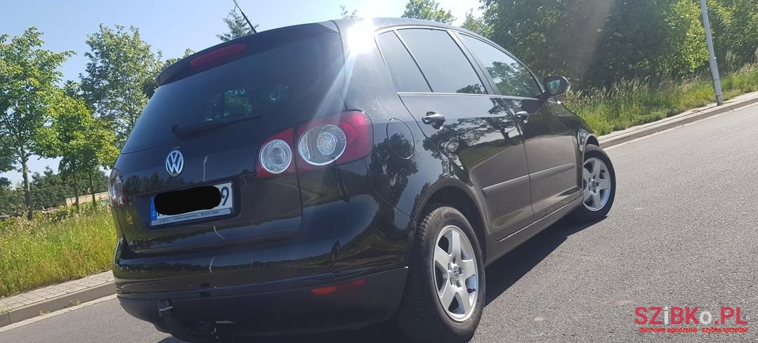 2005' Volkswagen Golf Plus photo #2