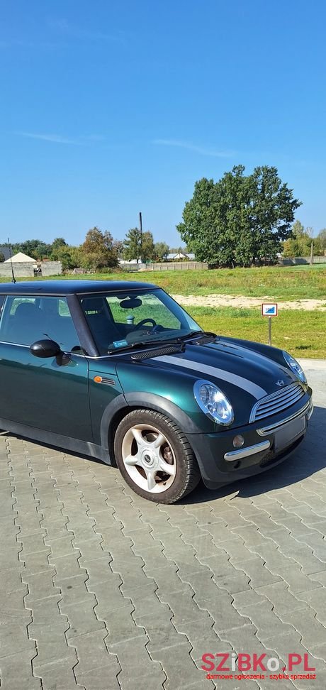2004' MINI Cooper photo #2