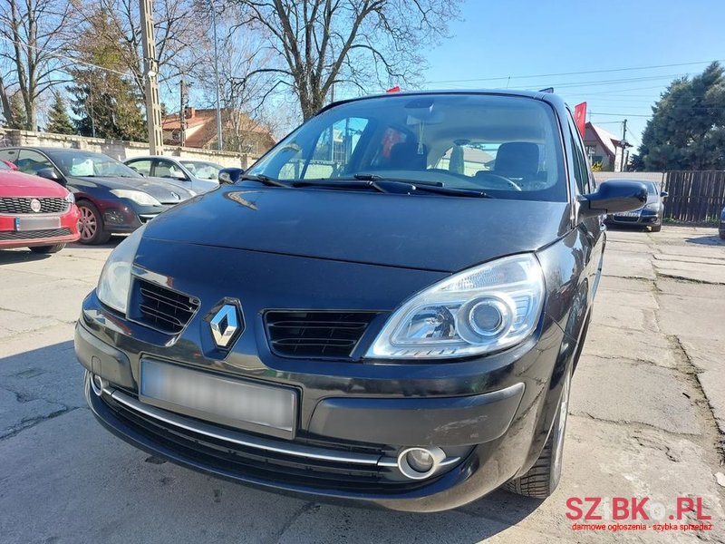 2008' Renault Scenic photo #1