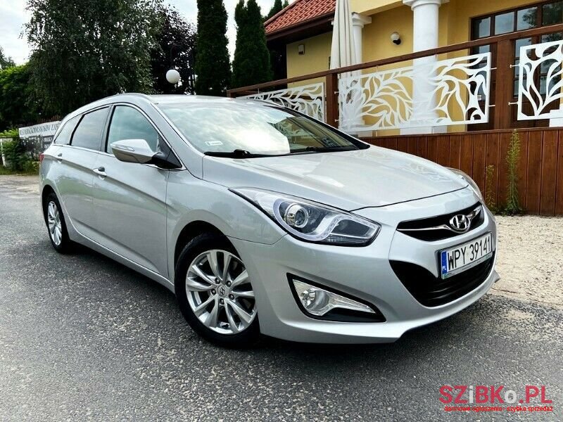2013' Hyundai i40 photo #1