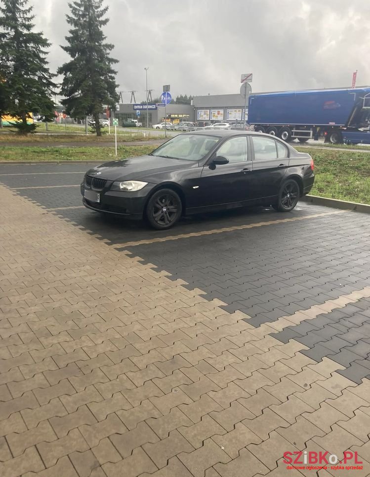 2006' BMW 3 Series 318I photo #6