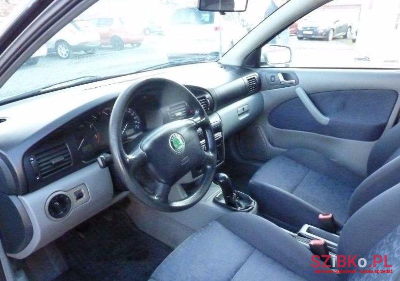 1998' Skoda Octavia photo #2