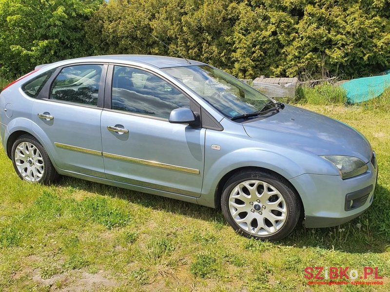 2005' Ford Focus 1.6 Tdci Fx Gold photo #1