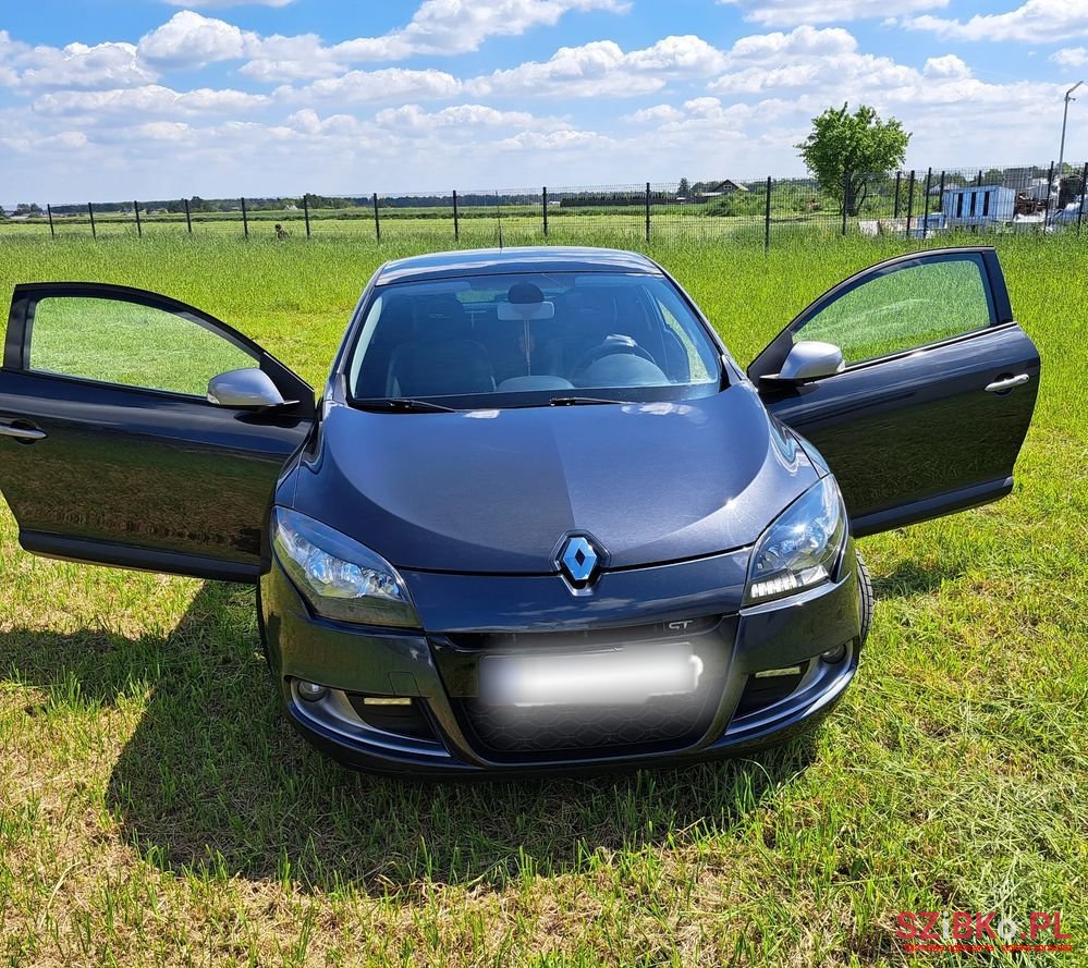 2011' Renault Megane 1.6 16V Luxe Dynamique photo #2