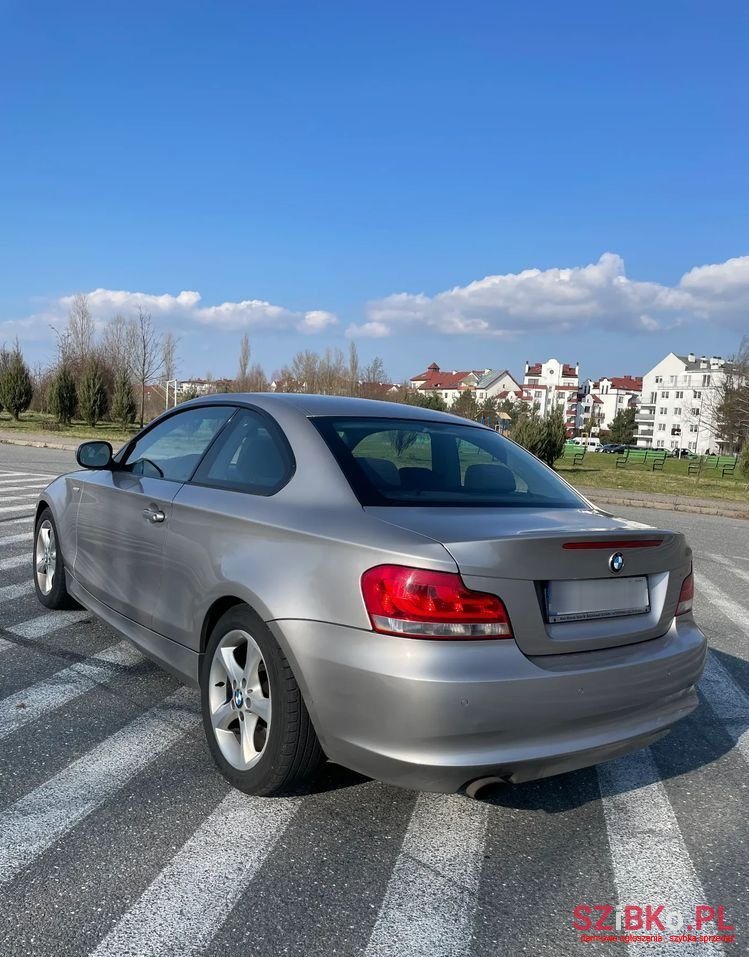 2012' BMW 1 Series photo #4