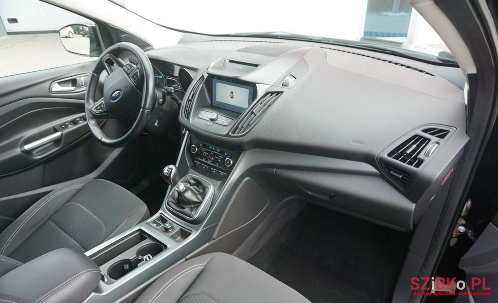 2017' Ford Kuga photo #6