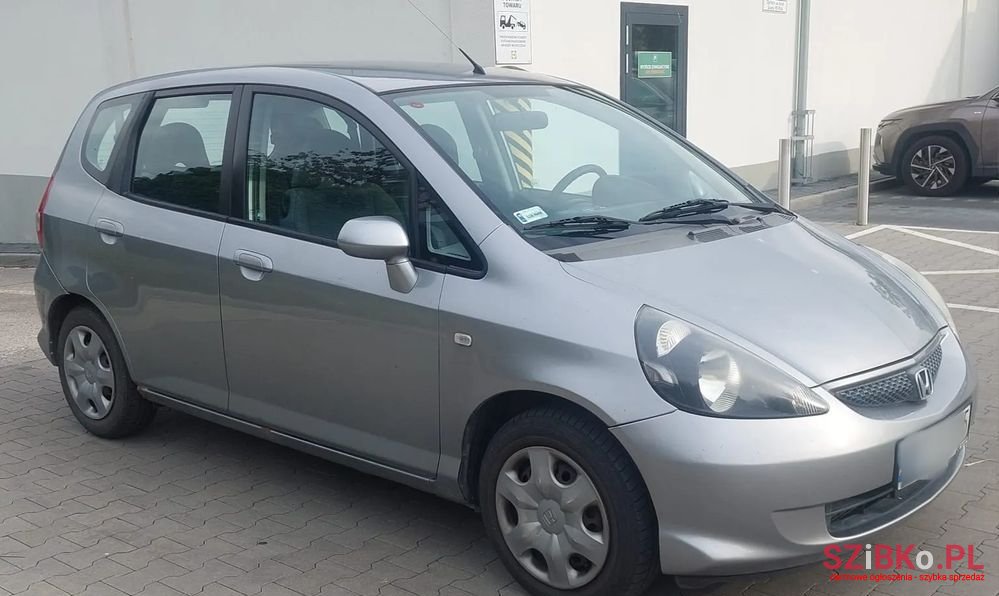 2005' Honda Jazz 1.2 Ls photo #3