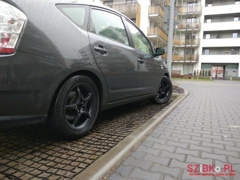 2006' Toyota Prius photo #2