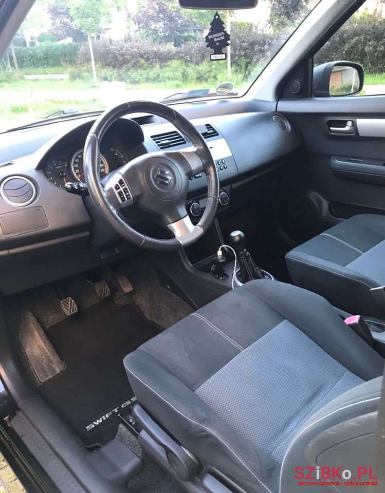 2009' Suzuki Swift 1.3 Gs photo #6