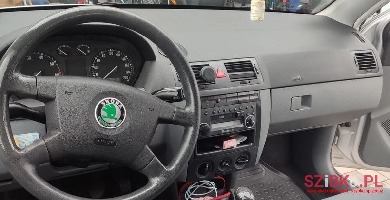 2001' Skoda Fabia 1.4 Comfort photo #5