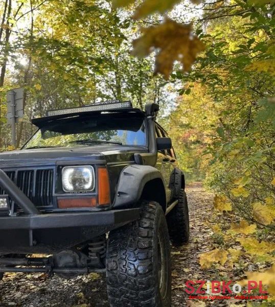 1992' Jeep Cherokee photo #2