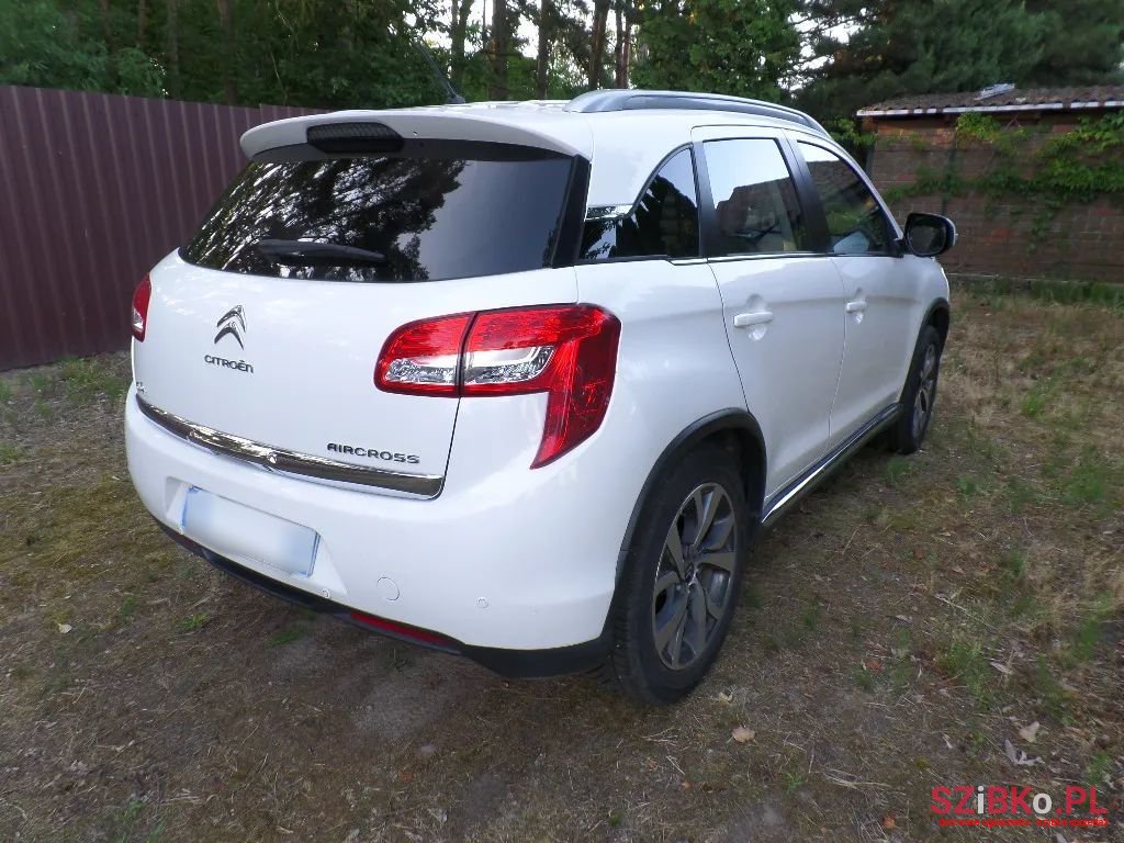 2014' Citroen C4 Aircross photo #4