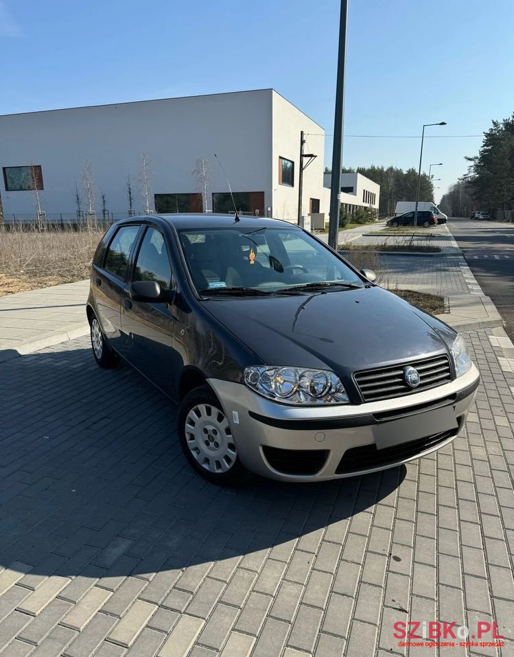 2010' Fiat Punto 1.2 8V Classic photo #1