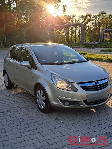 2010' Opel Corsa 1.4 16V 111 photo #1
