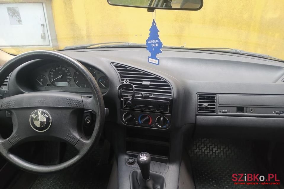 1992' BMW 3 Series photo #5