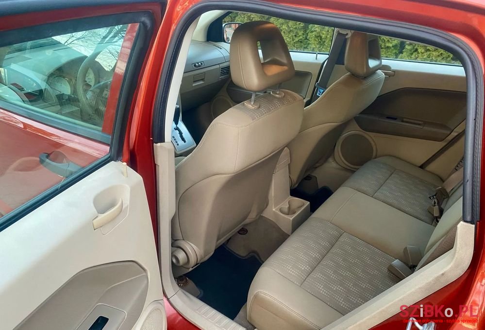 2007' Dodge Caliber 2.0 Cvt Se photo #6