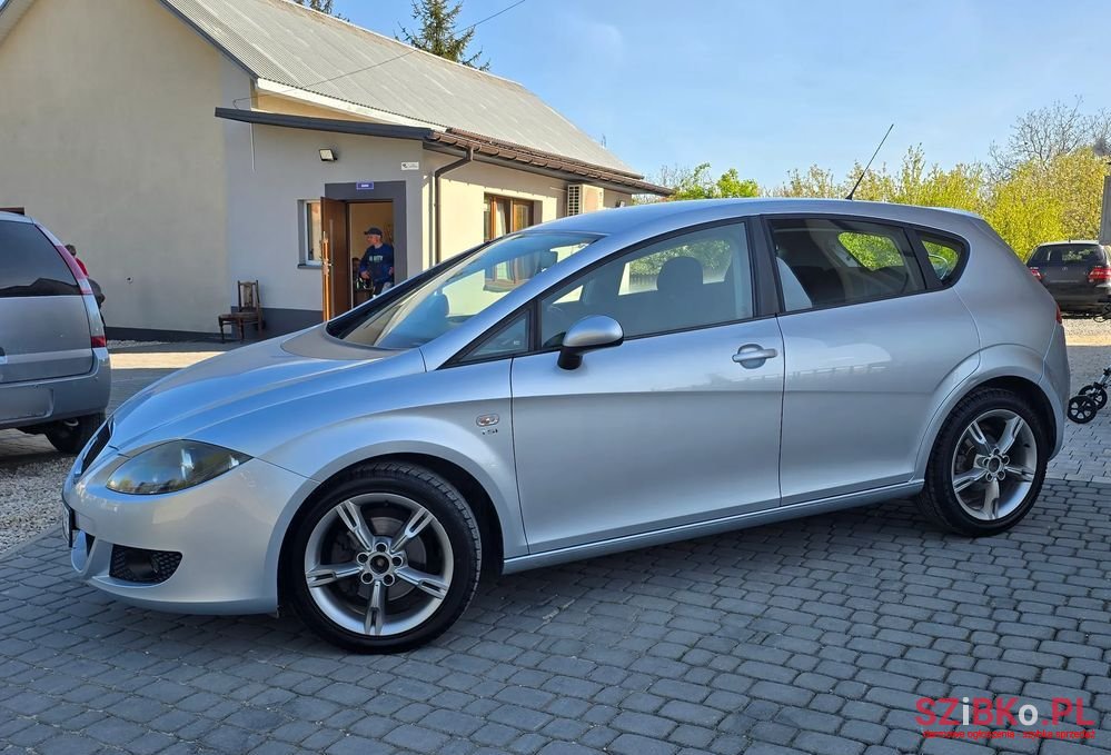 2008' SEAT Leon 1.8 Tsi Sport photo #3