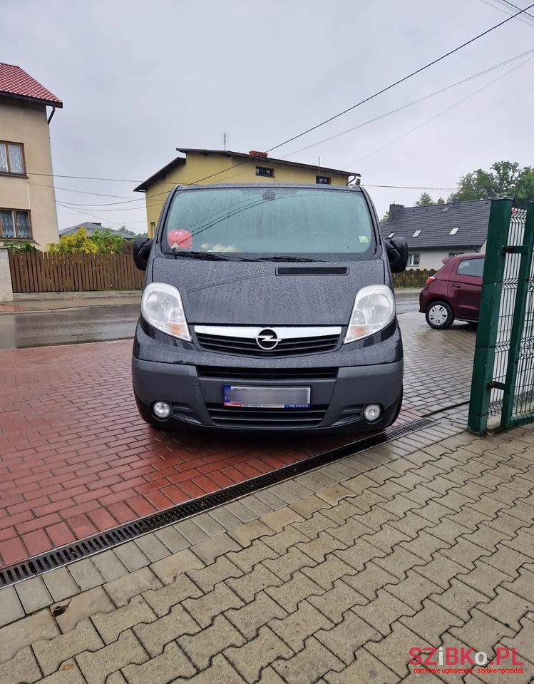 2010' Opel Vivaro 2.5 Cdti L2H1 photo #3