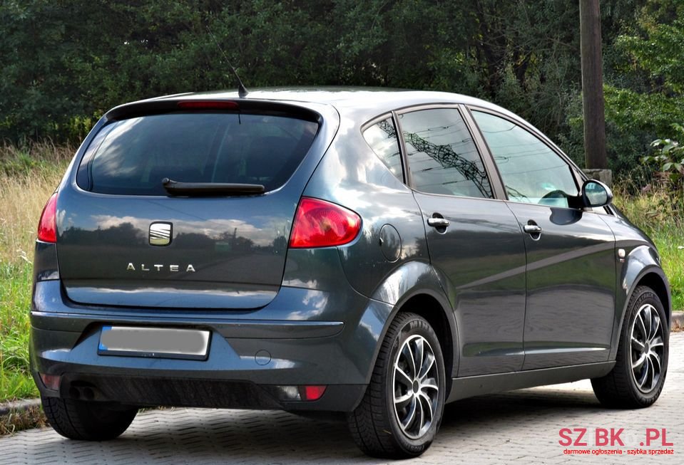 2008' SEAT Altea photo #1