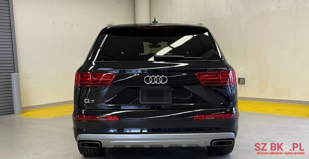 2019' Audi Q7 photo #4